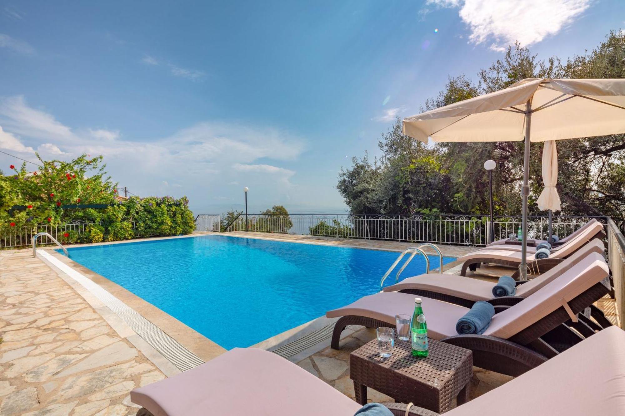 Villa Nafsika Nisaki  ภายนอก รูปภาพ